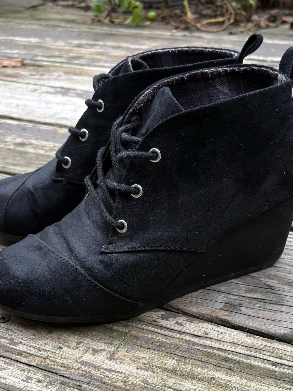 Women's Black Wedge Ankle Boots - Stylish Lace-Up Comfort size 9M